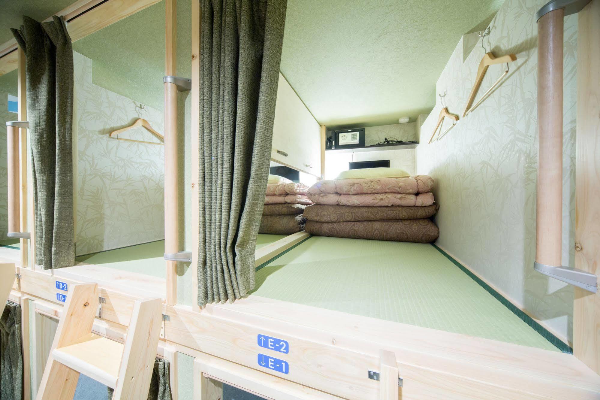 Hostel Wasabi Nagoya Ekimae Exteriör bild