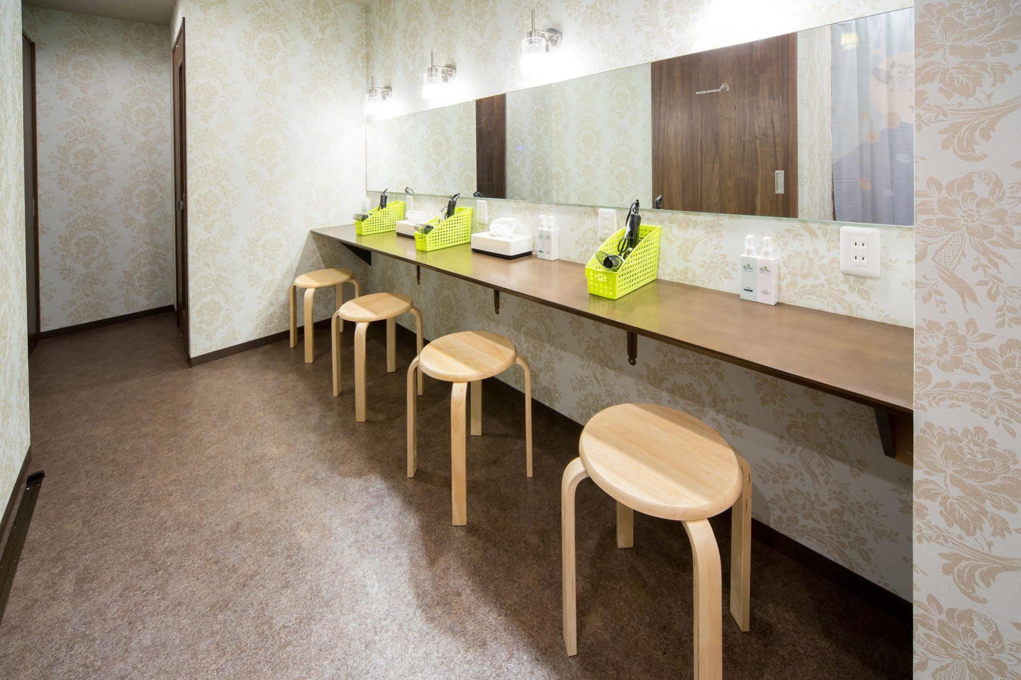 Hostel Wasabi Nagoya Ekimae Exteriör bild