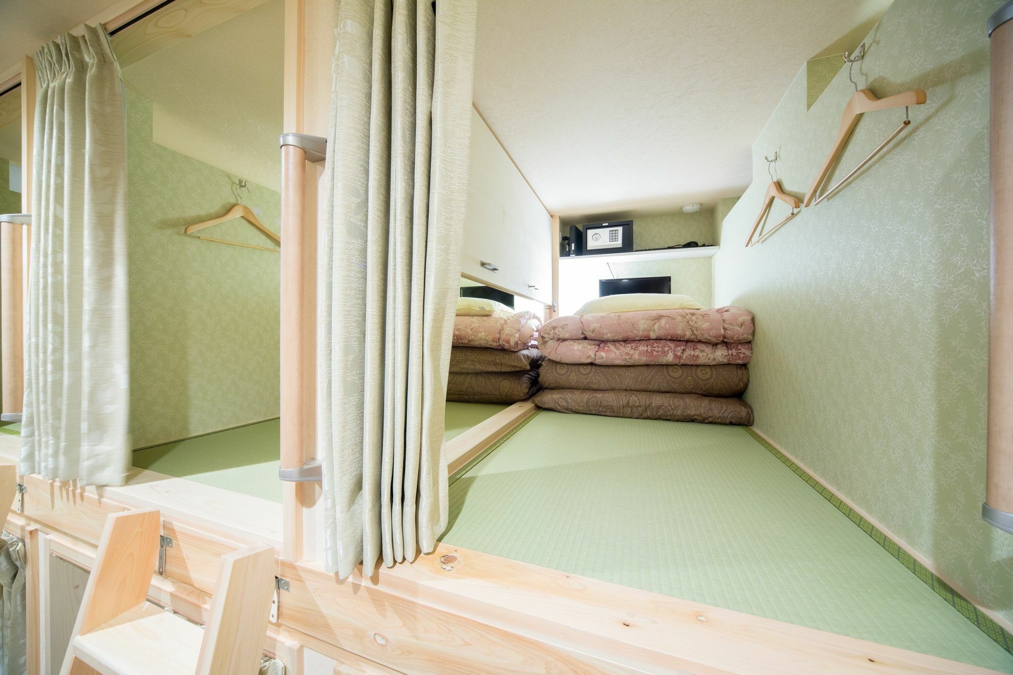 Hostel Wasabi Nagoya Ekimae Exteriör bild